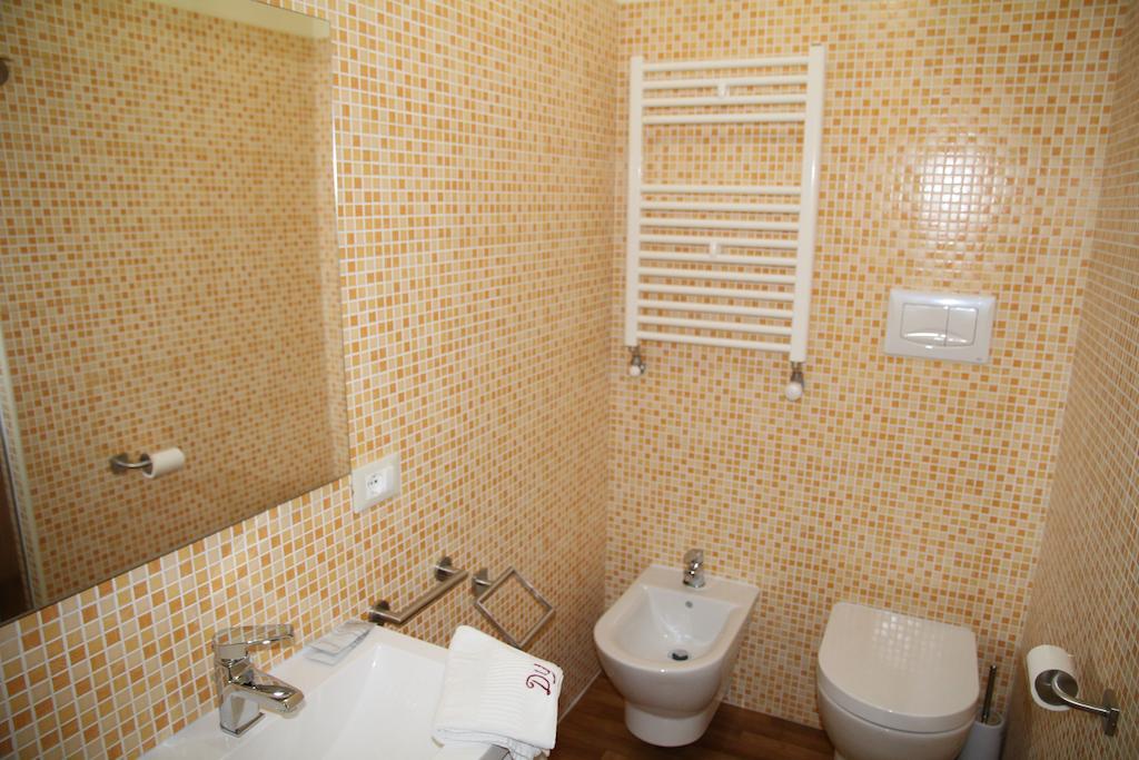 Domus Yenne Suites Cagliari Rom bilde