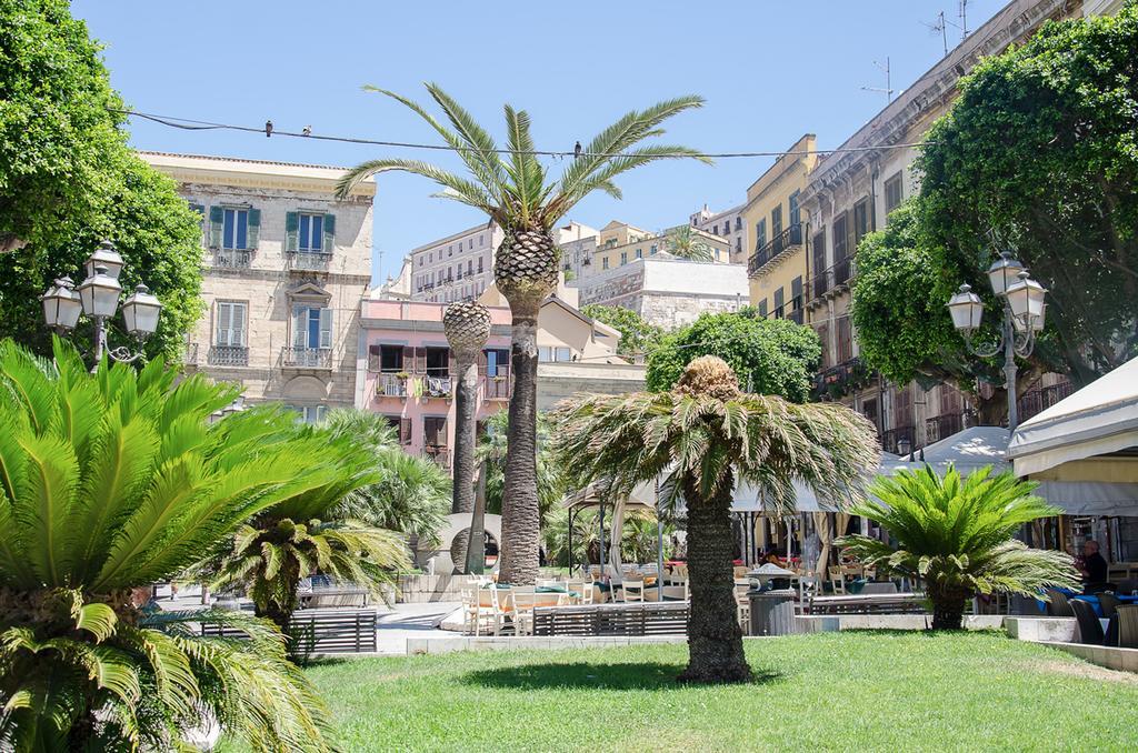 Domus Yenne Suites Cagliari Eksteriør bilde